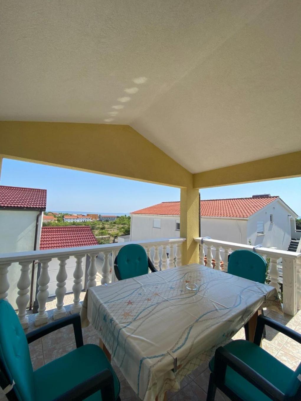 Apartments Draga - Comfortable & Afordable วีร์ ภายนอก รูปภาพ