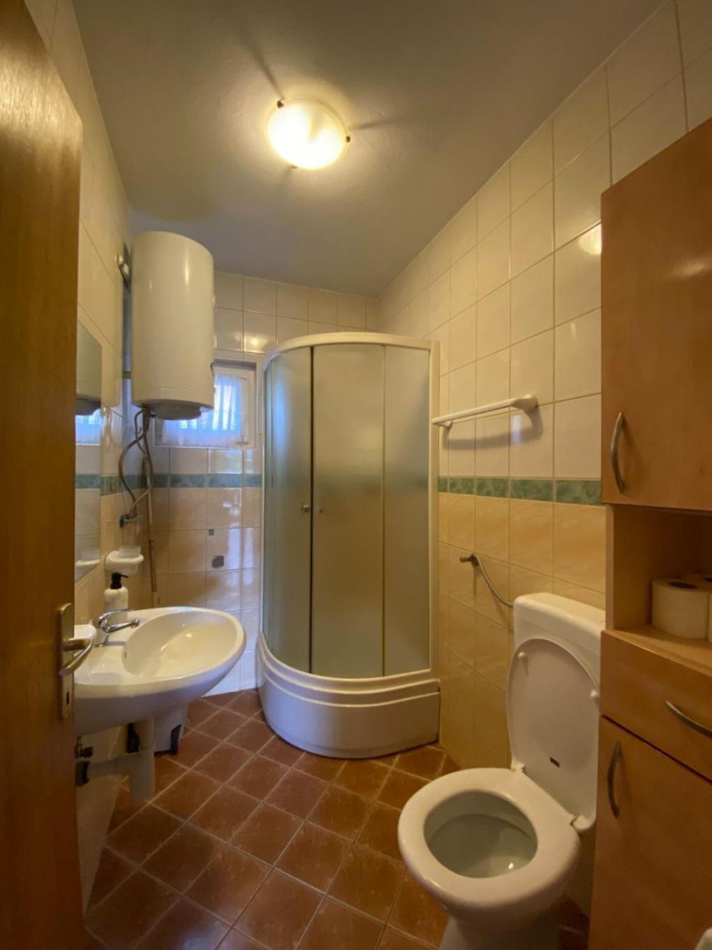 Apartments Draga - Comfortable & Afordable วีร์ ภายนอก รูปภาพ