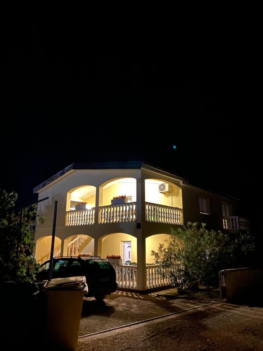 Apartments Draga - Comfortable & Afordable วีร์ ภายนอก รูปภาพ