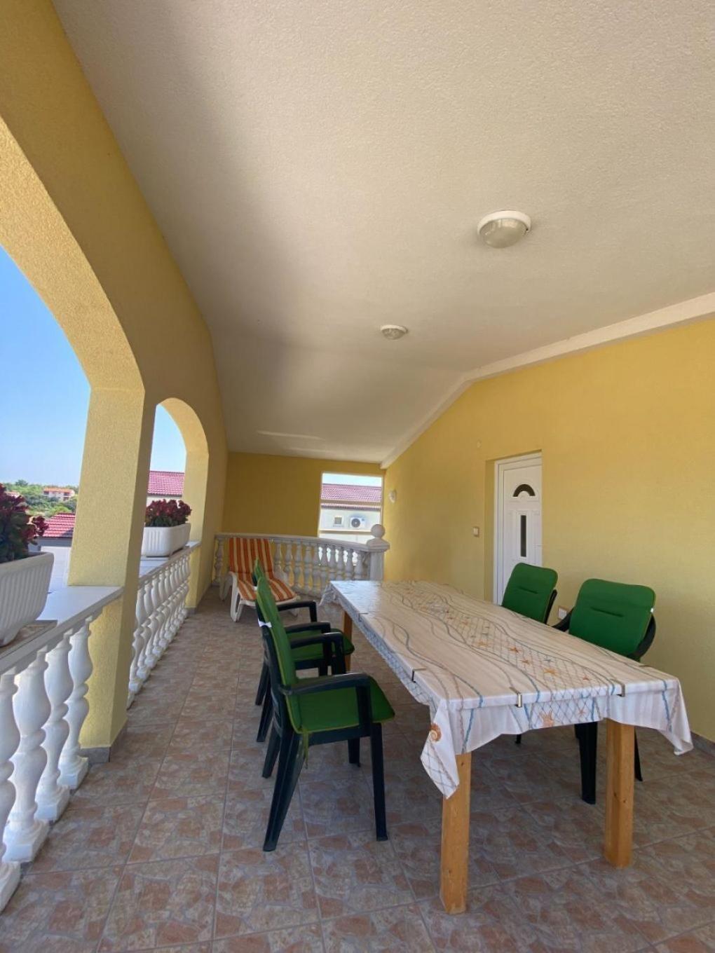 Apartments Draga - Comfortable & Afordable วีร์ ภายนอก รูปภาพ